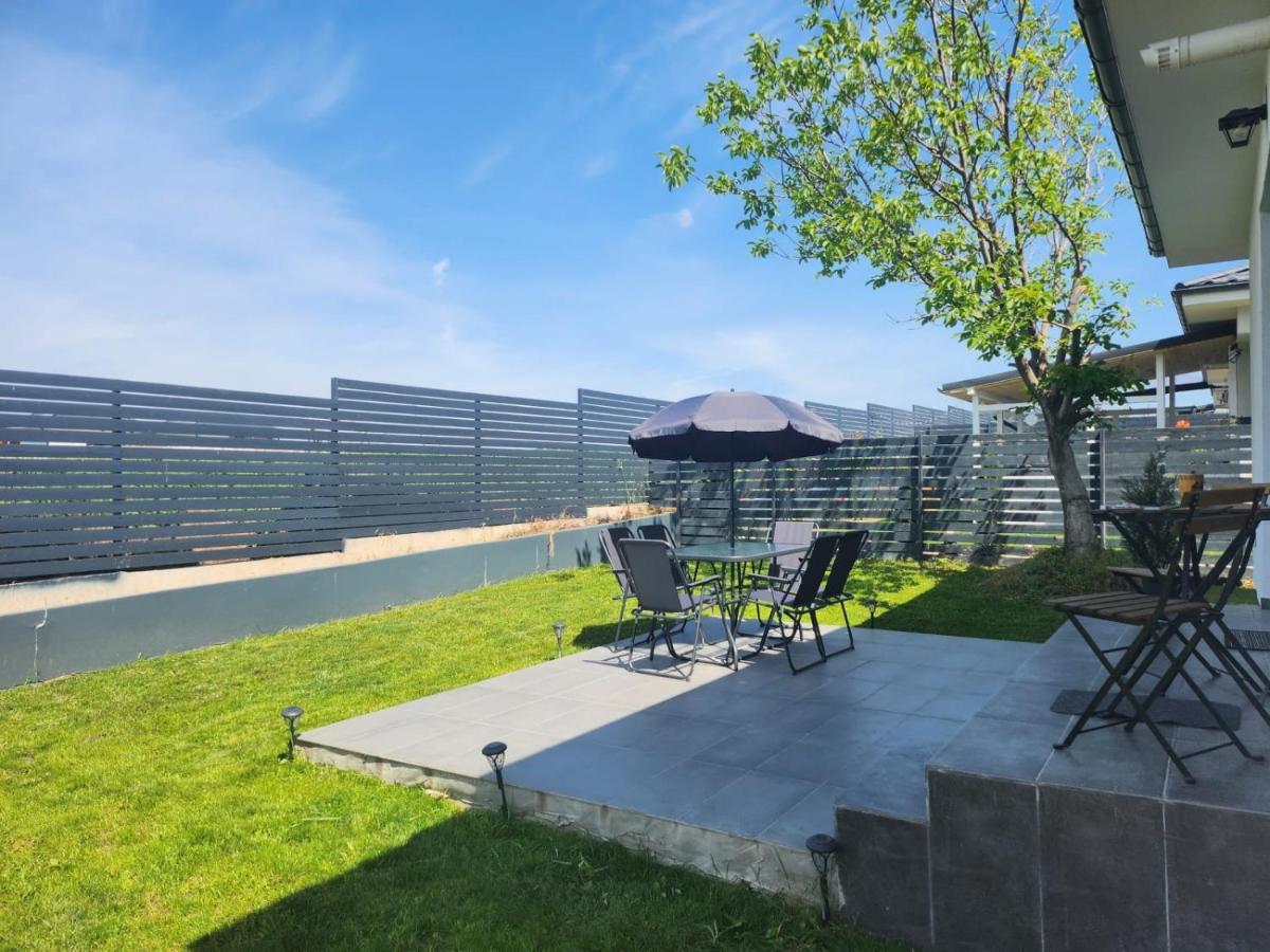 Adm Cozy Home - Entire Private House&Garden Tunari  ภายนอก รูปภาพ
